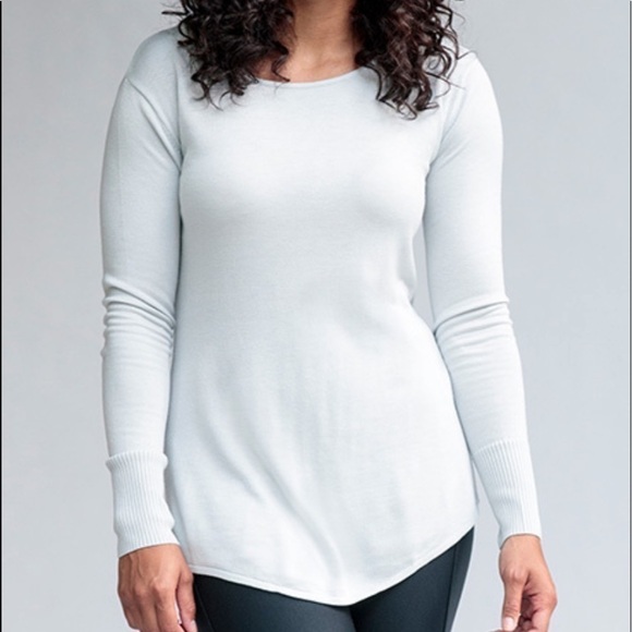 PEACH Asado Sweater Knit Light Blue Long Sleeve L‎ NWT - Picture 1 of 13